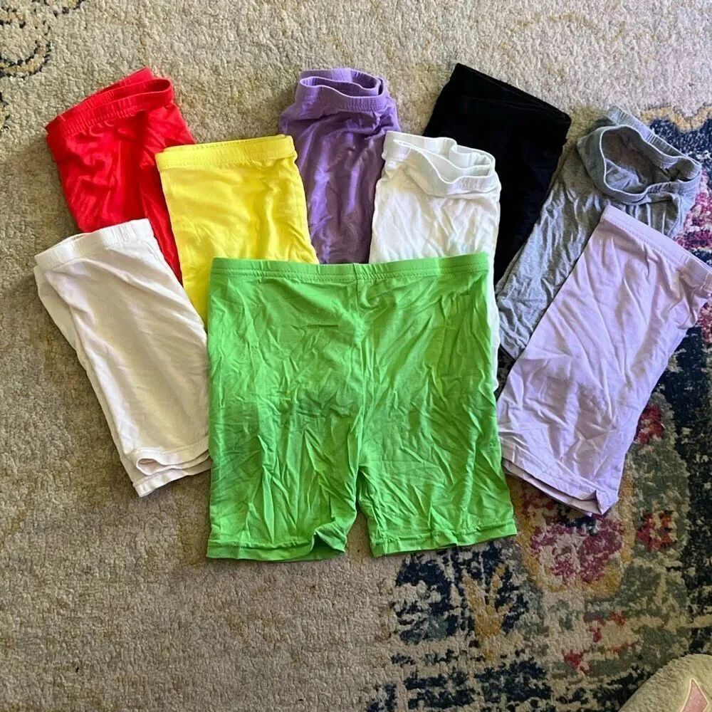 Lot of Girls Stretch Shorts – 8 Pairs, Various Colors, Size S/M